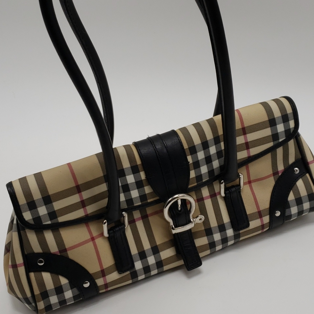 Vintage burberry handbag